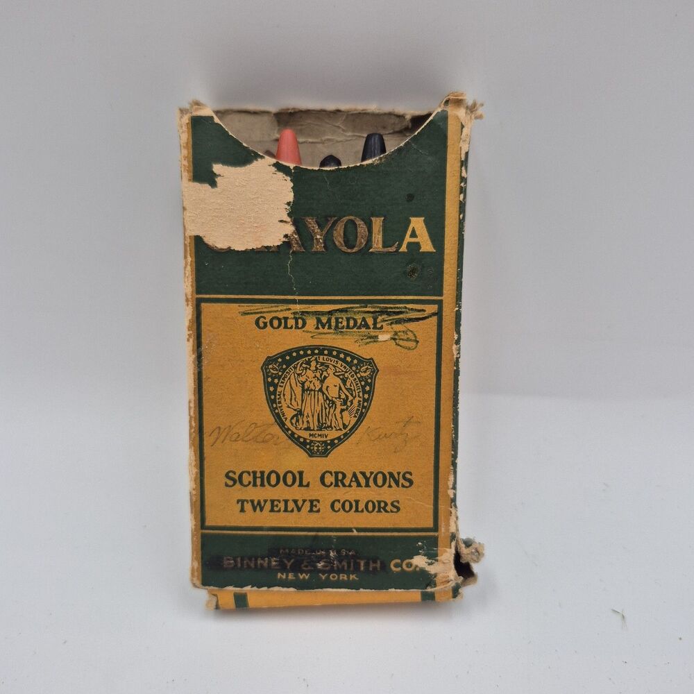 Crayola Gold medal crayons 4 ct. Vintage Binney & Smith Co.